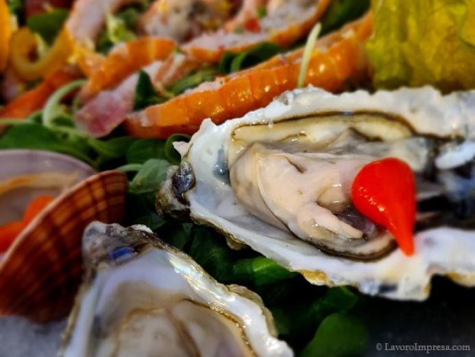 Cucinare in casa e vendere il cibo: cos'è e come si apre un'Impresa  Alimentare Domestica